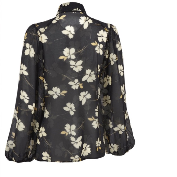 cabi NWOT Cosmo Blouse, Ivory Flower, SMALL, Fall 21 - Picture 3 of 5